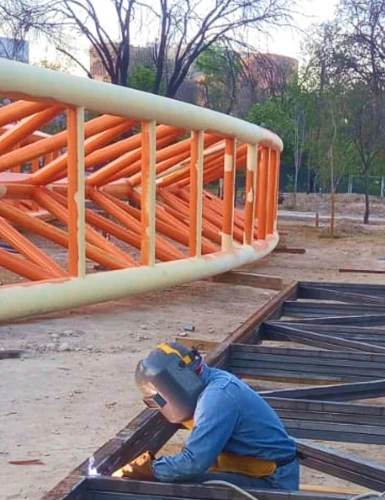 SUMINISTRO E INSTALACIÓN DE ESTRUCTURA - imagen de servicio